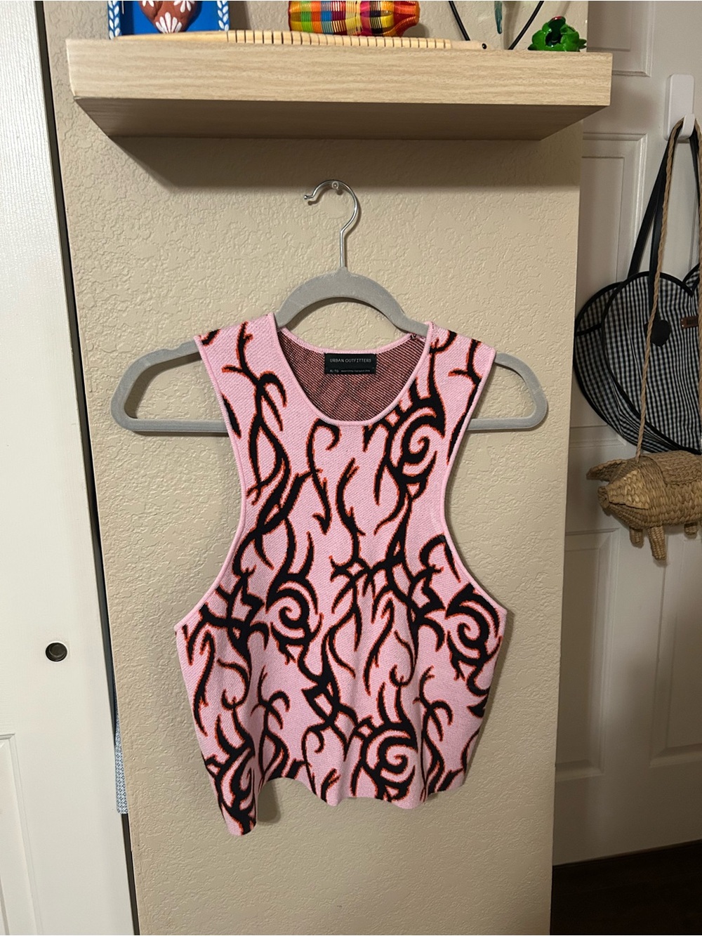 Urban Outfitters Pink Knit Tank with Brown Abstract Swirl Pattern - Picture 1 of 3